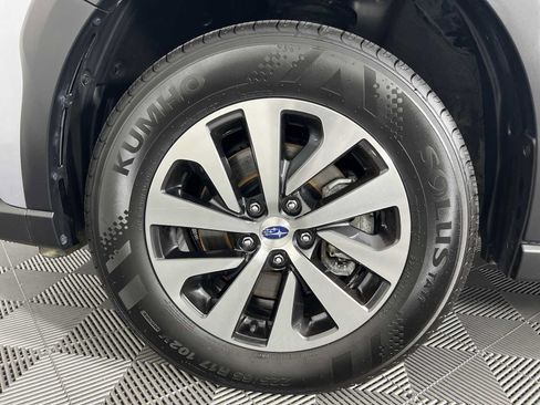 Used 2024 Subaru Outback Premium AWD/4WD image 14