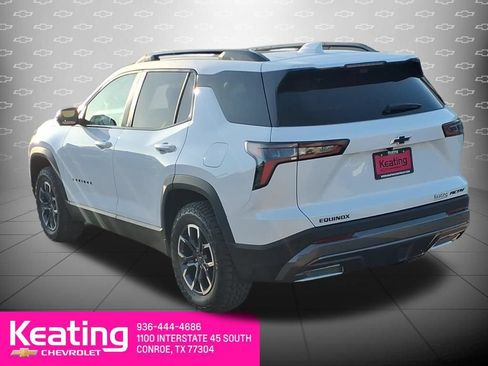 Used 2026 Chevrolet Equinox ACTIV w/ Convenience Package III FWD image 2