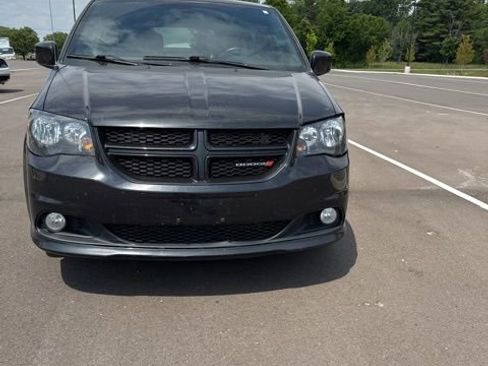 Used 2018 Dodge Grand Caravan SE FWD image 8