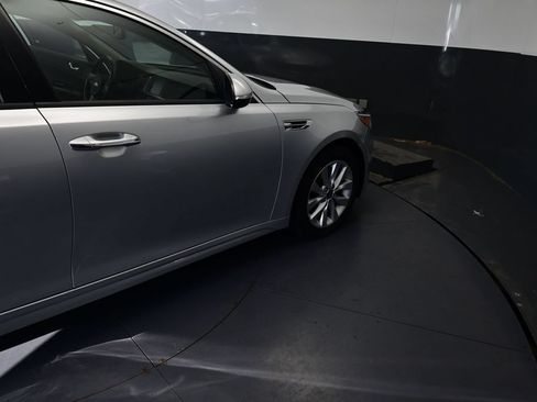Used 2017 Kia Optima EX w/ Premium Package FWD image 20