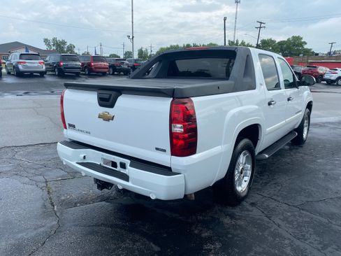 Used 2008 Chevrolet Avalanche LT w/ LT Preferred Equipment Group AWD/4WD image 5