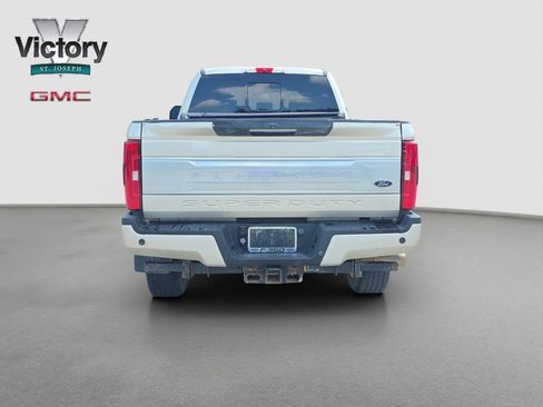 Used 2017 Ford F350 Platinum w/ Platinum Ultimate Package AWD/4WD image 15
