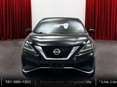 Used 2019 Nissan Murano S image 2