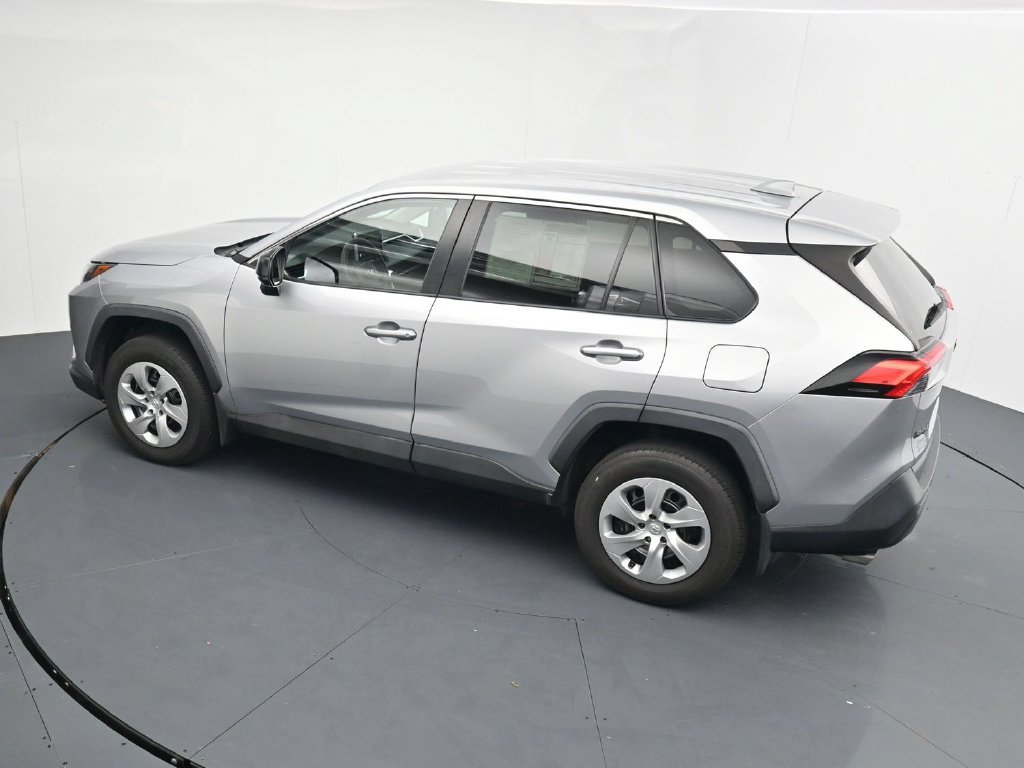 Used 2023 Toyota RAV4 LE FWD image 27