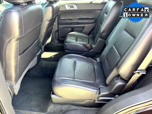 Used 2014 Ford Explorer XLT w/ Equipment Group 202A image 18