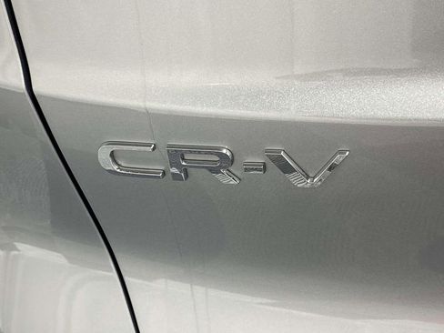Used 2025 Honda CR-V LX image 9