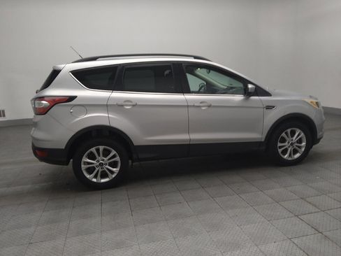 Used 2018 Ford Escape SE image 10