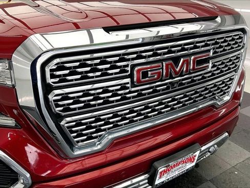Used 2019 GMC Sierra 1500 Denali w/ Denali Ultimate Package image 30