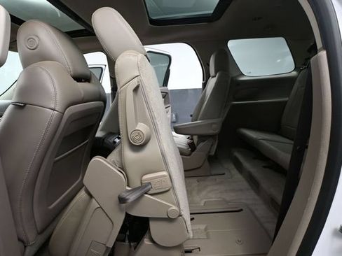 Used 2016 GMC Acadia Denali AWD/4WD image 44
