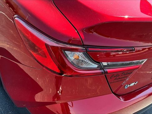 Used 2025 Toyota Camry LE FWD image 27