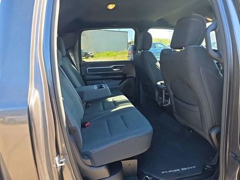 Used 2022 RAM 1500 Big Horn AWD/4WD image 9