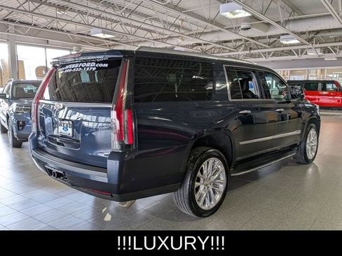 Used 2019 Cadillac Escalade ESV Luxury image 8