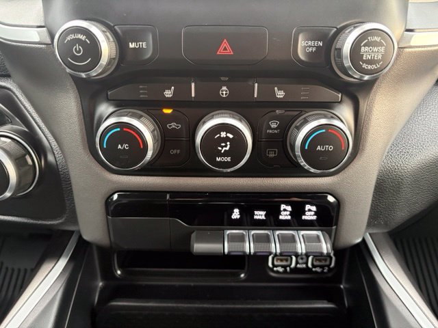 Used 2022 RAM 1500 Big Horn AWD/4WD image 31