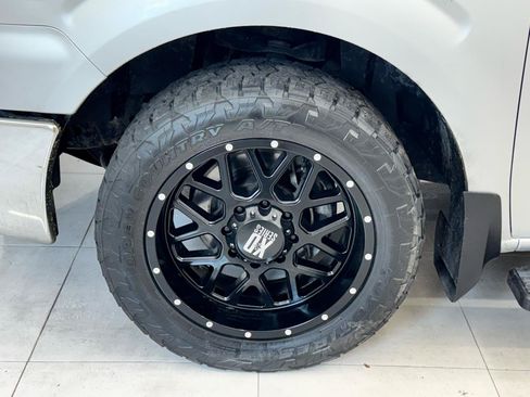 Used 2019 Nissan NV 3500 S RWD image 32