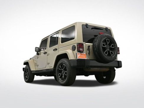 Used 2018 Jeep Wrangler Unlimited Altitude image 32