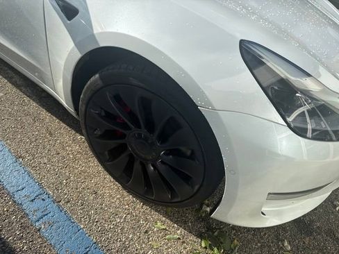 Used 2021 Tesla Model 3 Performance AWD/4WD image 3
