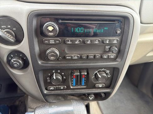 Used 2008 Chevrolet TrailBlazer LS image 6