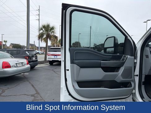 Used 2024 Ford F250 Limited w/ FX4 Off-Road Package image 7