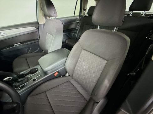 Used 2018 Volkswagen Atlas S image 24