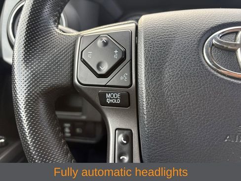 Used 2018 Toyota Tacoma TRD Pro AWD/4WD image 14