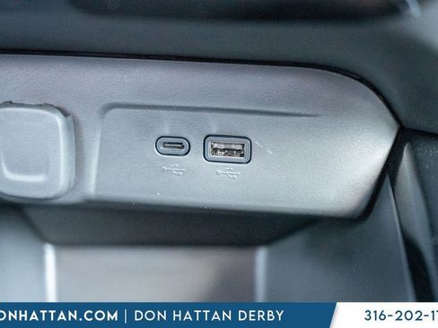 New 2026 Chevrolet Trax RS image 12