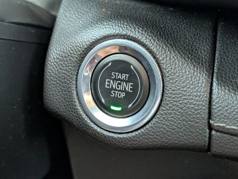 Used 2022 Buick Envision Avenir w/ Safety Package FWD image 30