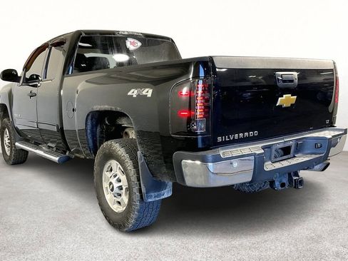 Used 2013 Chevrolet Silverado 2500 LT w/ Convenience Package image 16