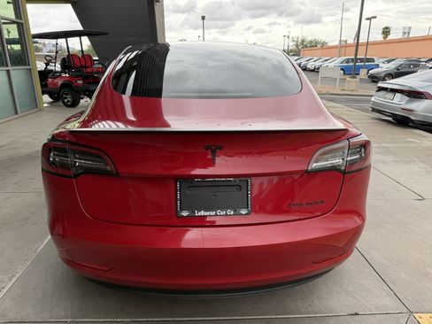 Used 2022 Tesla Model 3 Performance image 13