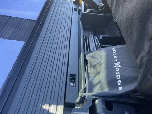 Used 2021 Ford F250 Lariat image 27