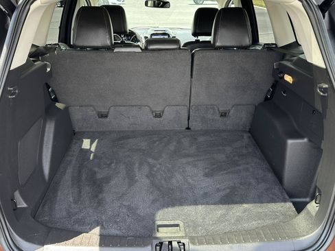Used 2017 Ford Escape Titanium FWD image 36