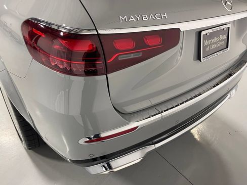 Certified 2024 Mercedes-Benz Maybach GLS 600 4MATIC image 13