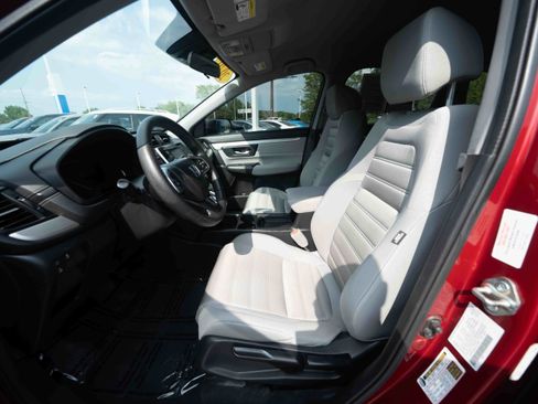 Used 2020 Honda CR-V LX image 9