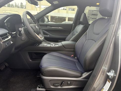 New 2026 INFINITI QX60 Sport image 11