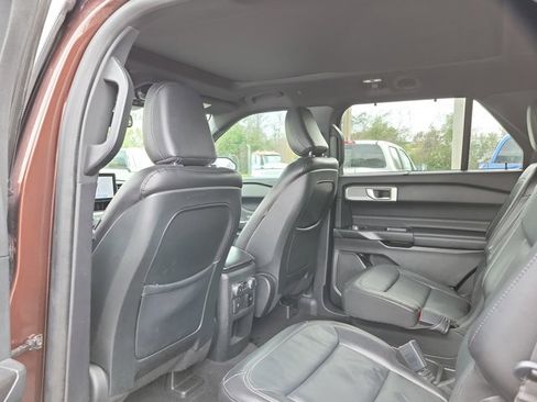 Used 2020 Ford Explorer Limited w/ Hybrid Equipment Group 310A image 13