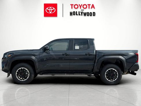 New 2026 Toyota Tacoma TRD Off-Road AWD/4WD image 9