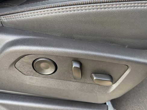 Used 2025 Chevrolet Silverado 2500 High Country w/ High Country Premium Package image 21