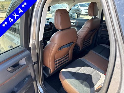 Used 2022 Ford Bronco Sport Outer Banks w/ Tech Package AWD/4WD image 7