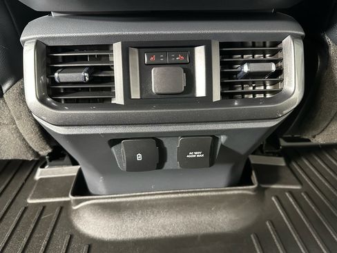 Used 2023 Ford F150 Lariat w/ Equipment Group 502A High AWD/4WD image 31