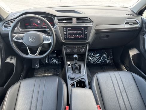 Certified 2024 Volkswagen Tiguan Wolfsburg Edition AWD/4WD image 13