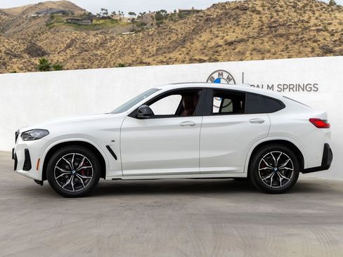 Certified 2023 BMW X4 M40i w/ Premium Package image 3