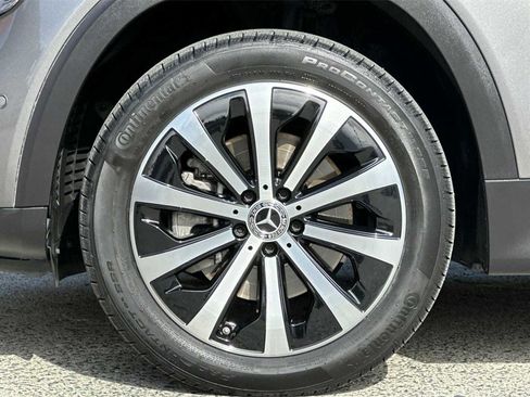 Certified 2022 Mercedes-Benz GLB 250 image 36