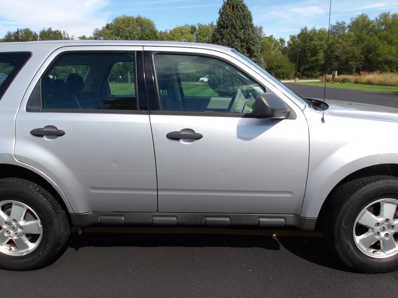 Used 2012 Ford Escape XLS FWD image 32