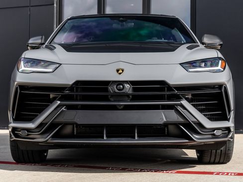 Used 2024 Lamborghini Urus Performante AWD/4WD image 4