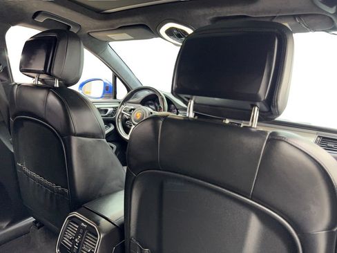 Used 2015 Porsche Macan Turbo image 40