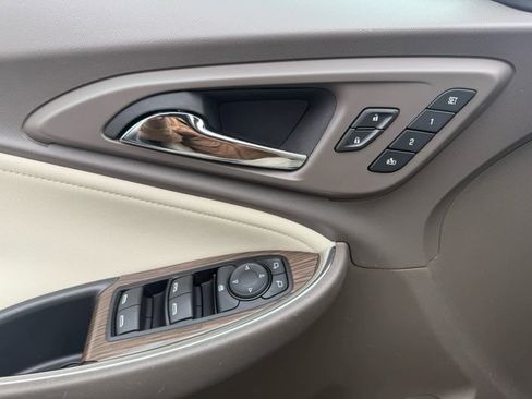 Used 2024 Chevrolet Malibu LT image 12