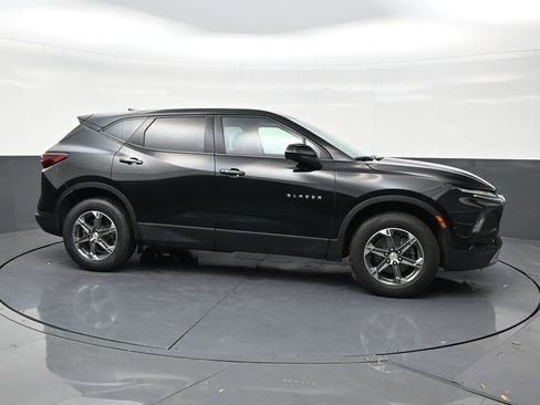 Used 2024 Chevrolet Blazer LT FWD image 6