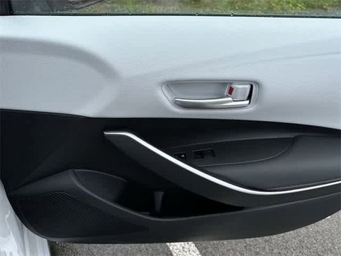 New 2024 Toyota Corolla SE image 21