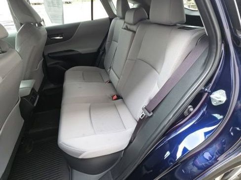 Used 2023 Toyota Venza LE AWD/4WD image 13