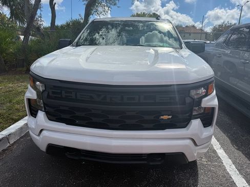 Used 2025 Chevrolet Silverado 1500 Custom RWD image 6