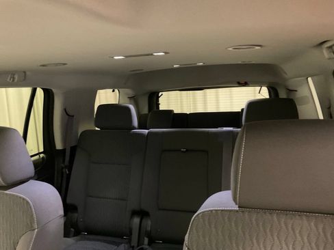 Used 2016 GMC Yukon SLE w/ Convenience Package AWD/4WD image 27